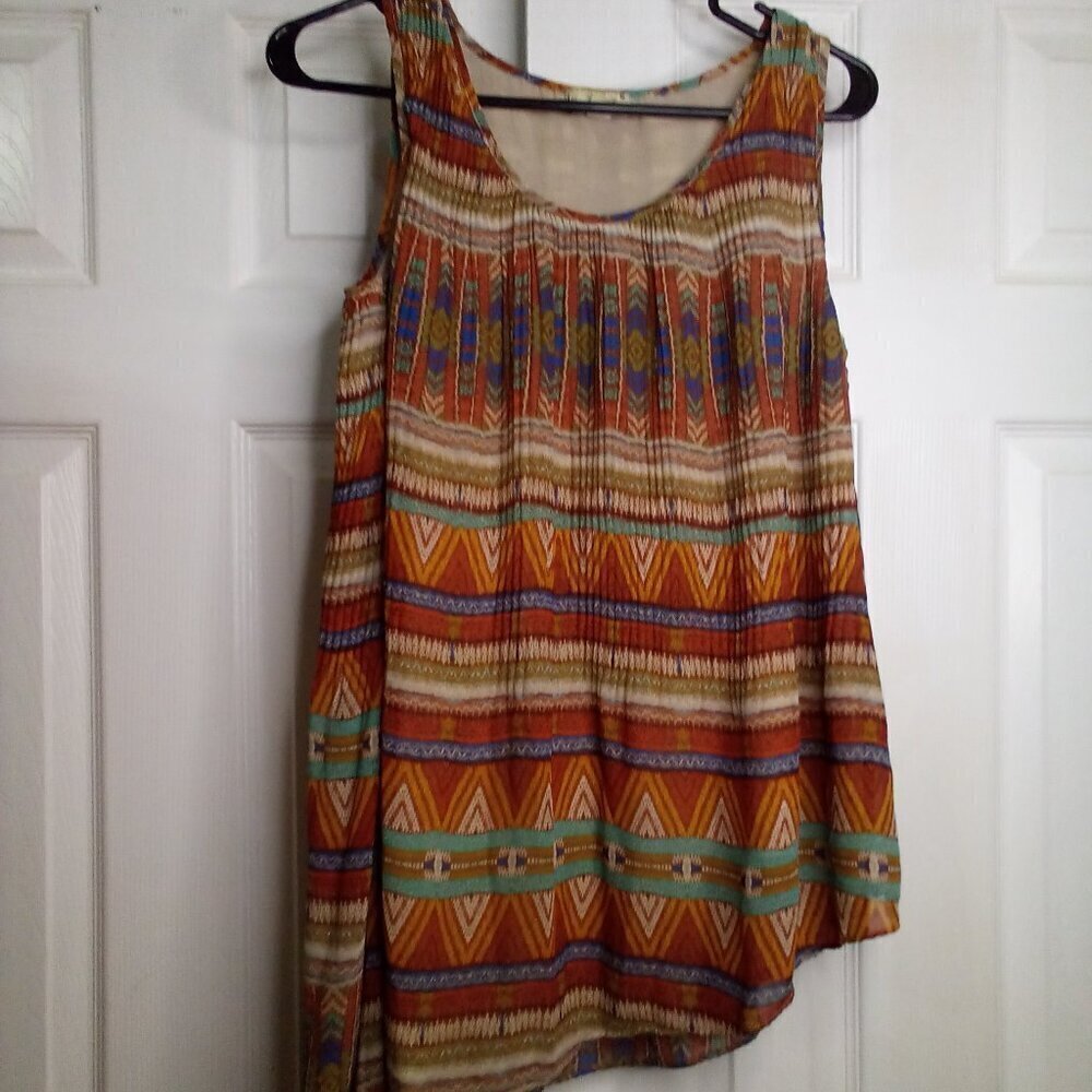 Live And Let Live Blouse Women S Sleeveless Asymmetrical Hem Flowing Pattern